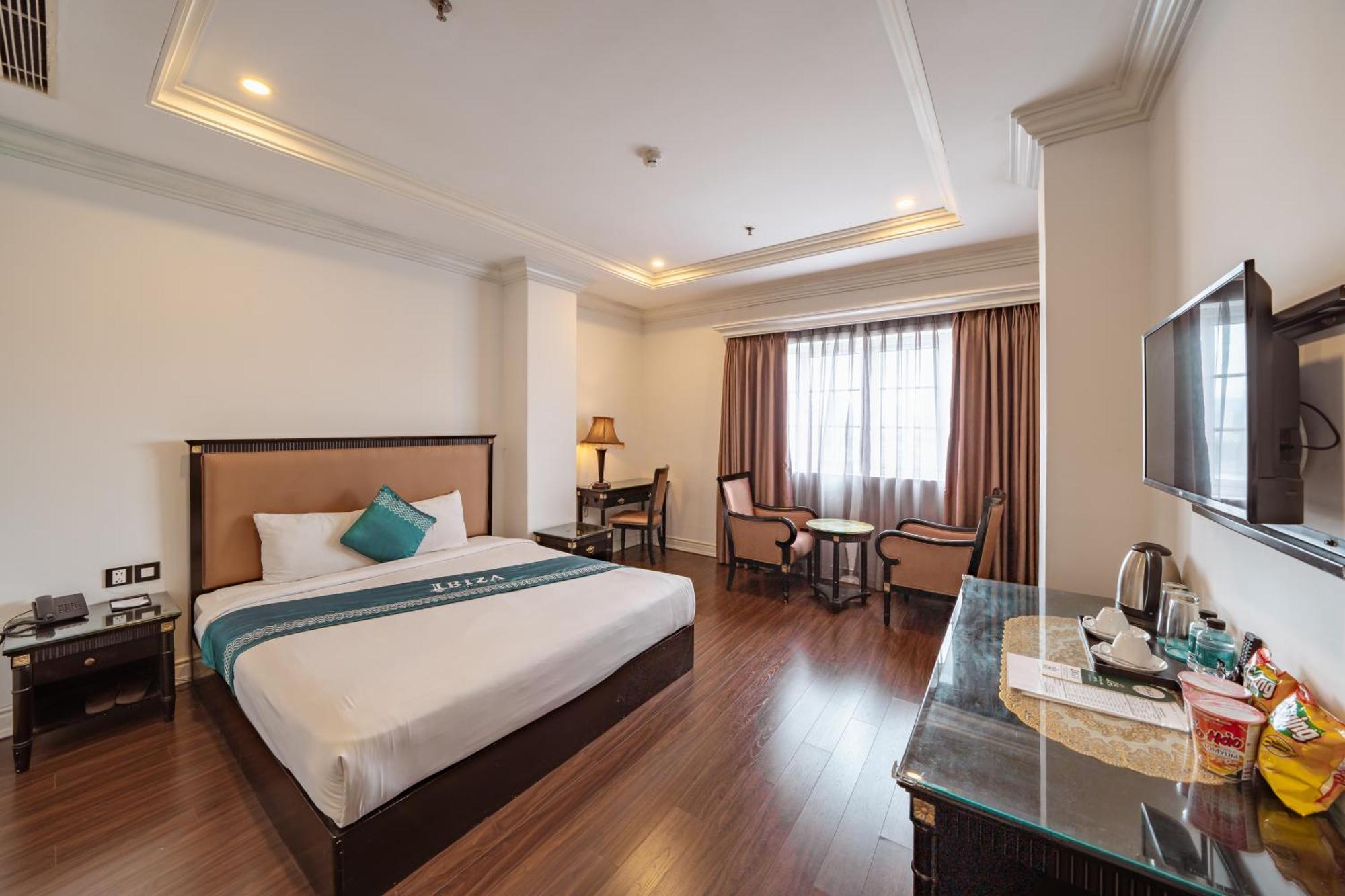 Ibiza Riverfront Da Nang Hotel Powered By Aston Экстерьер фото